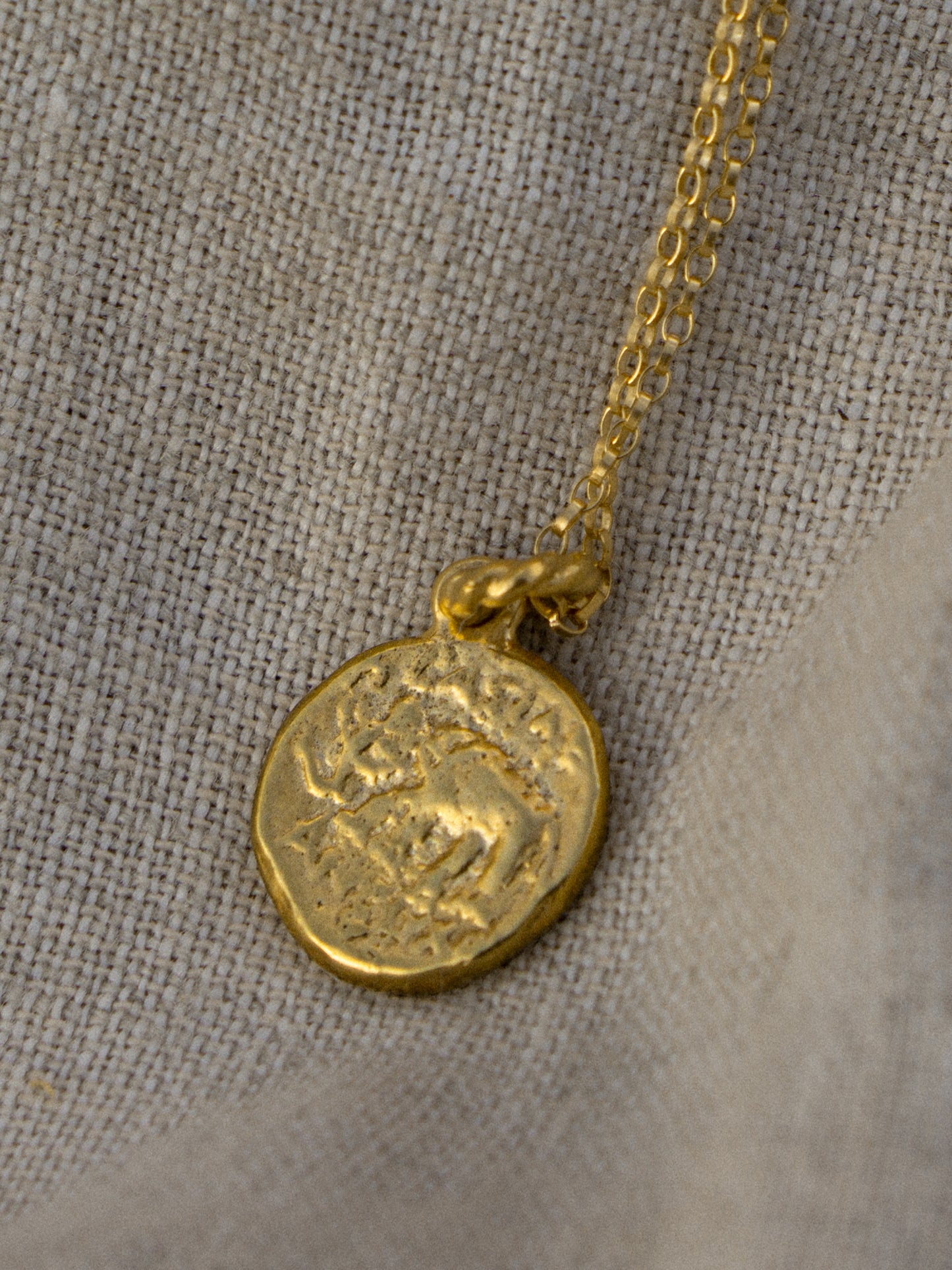 UNEARTHED SELEUCID COIN PENDANT