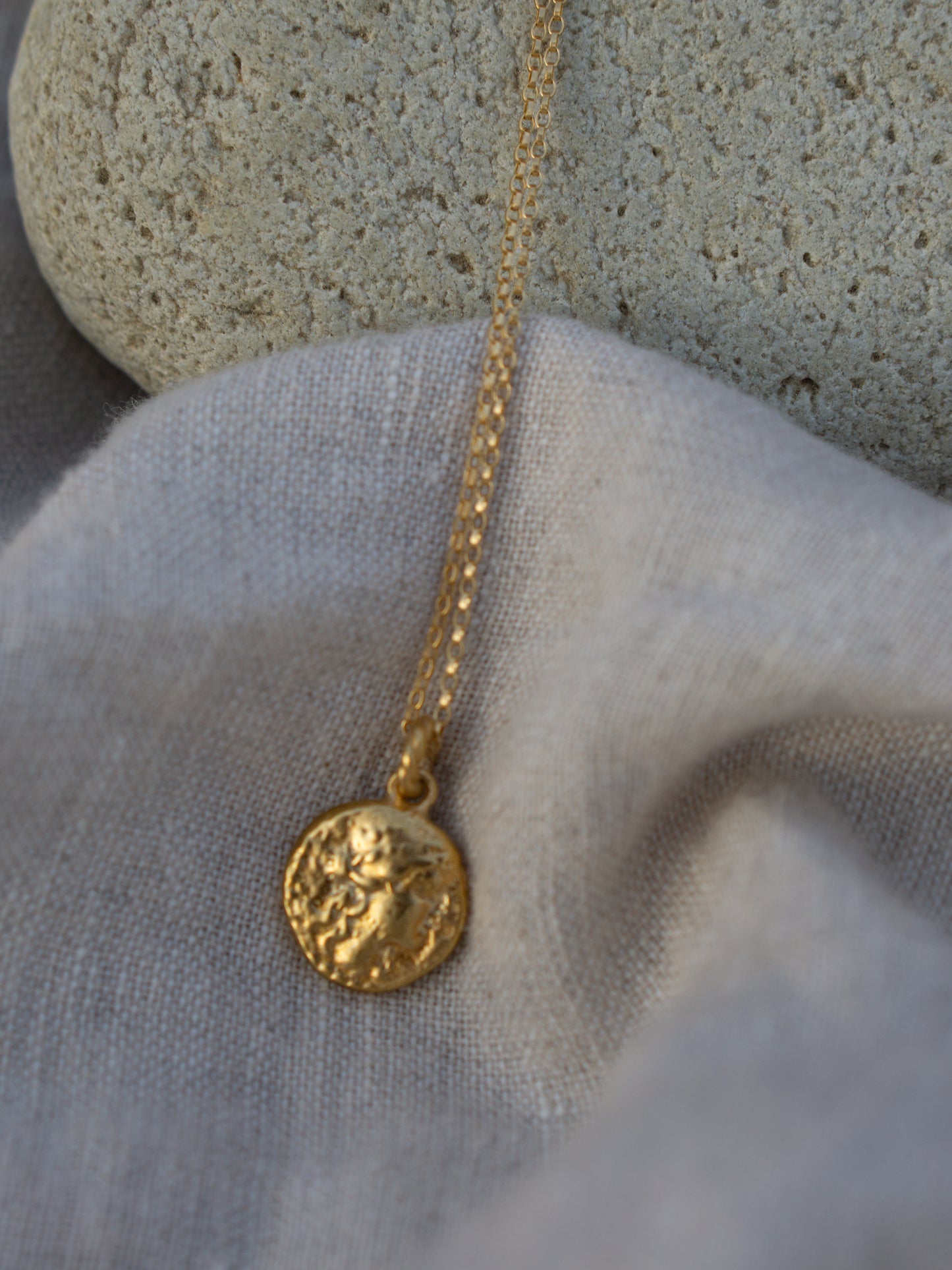 UNEARTHED SELEUCID COIN PENDANT