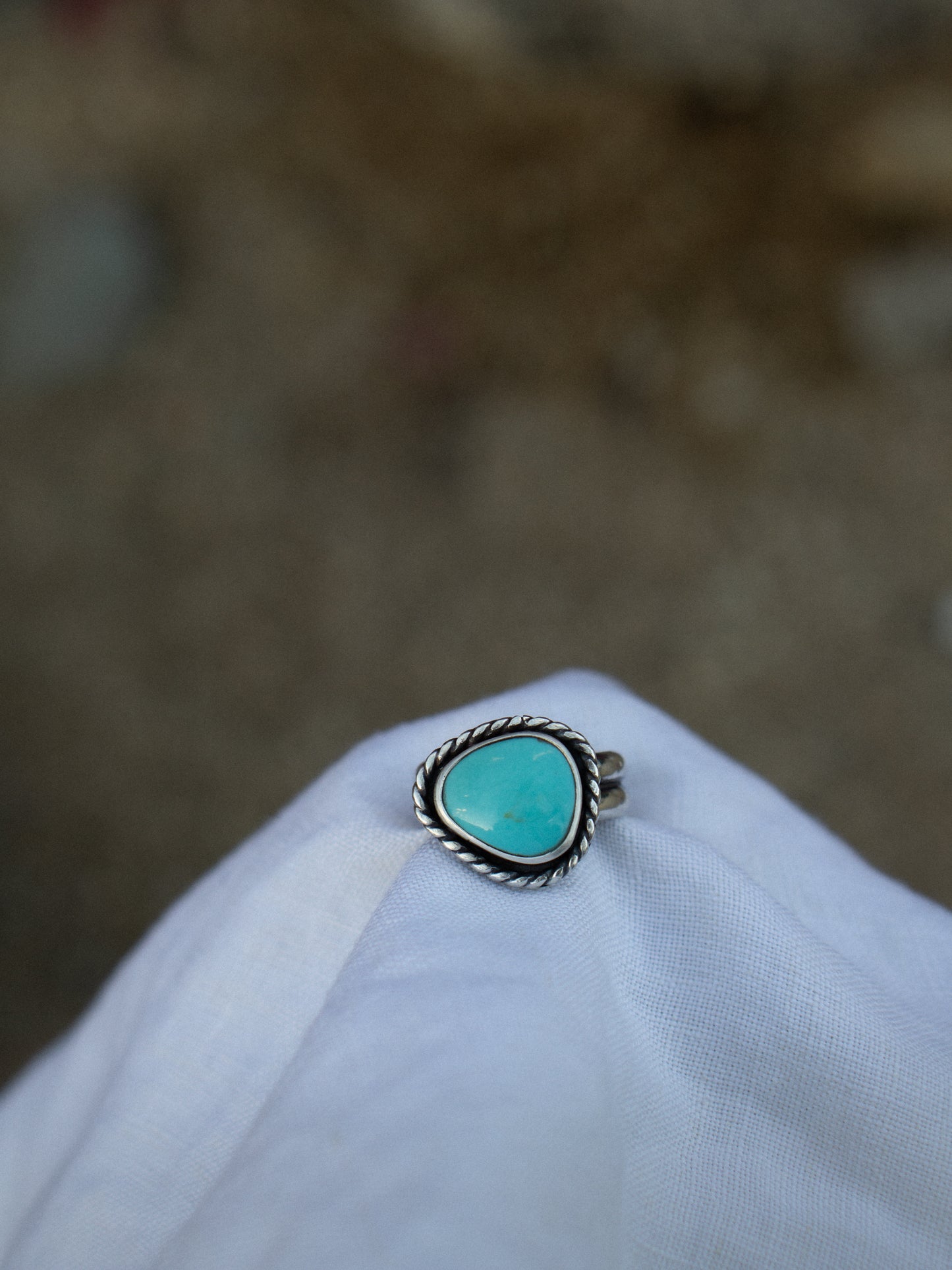 LA ELISA TURQUOISE RING, ROPE DETAIL - SZ 7.5
