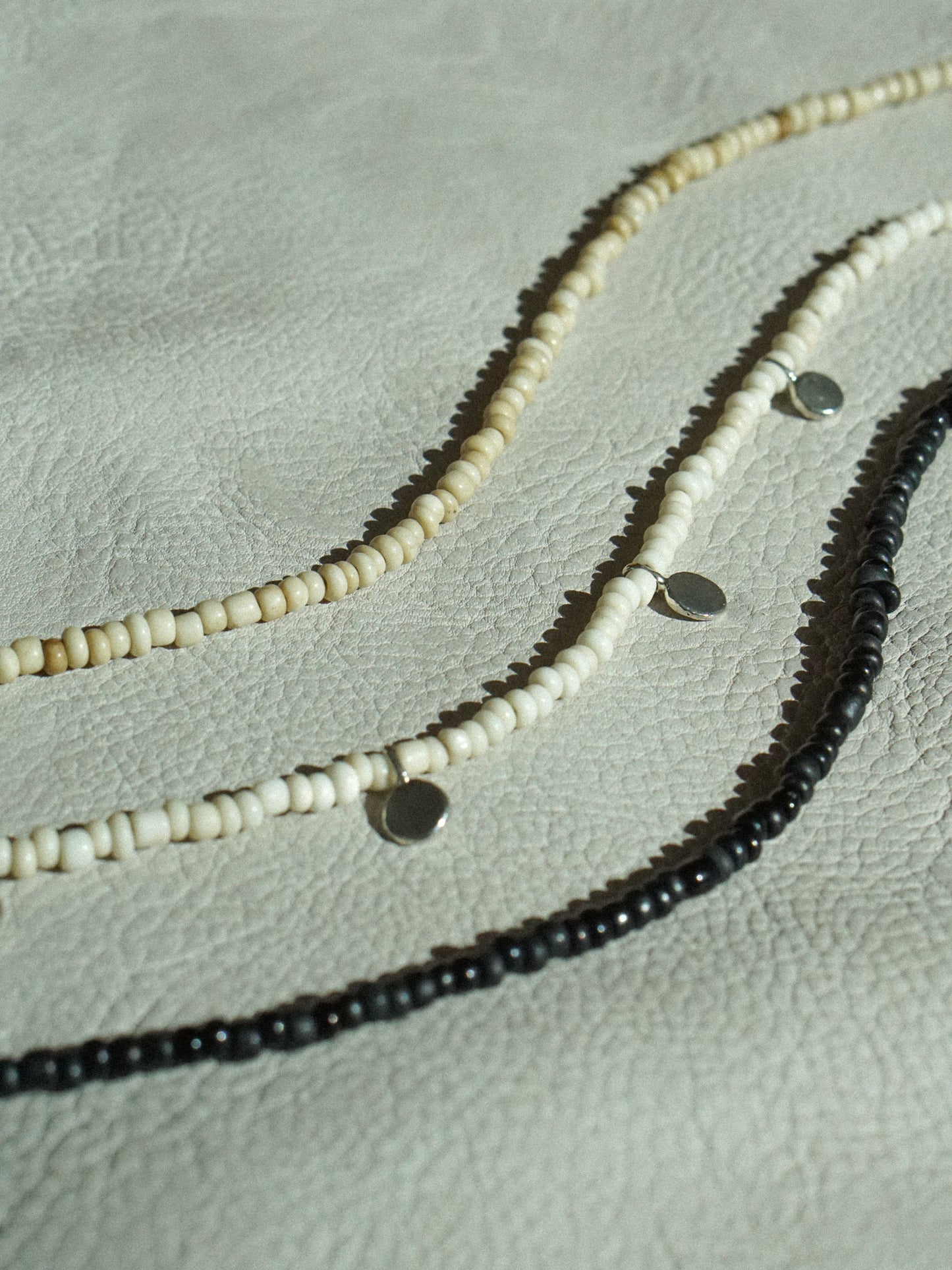 PEBBLE NECKLACE