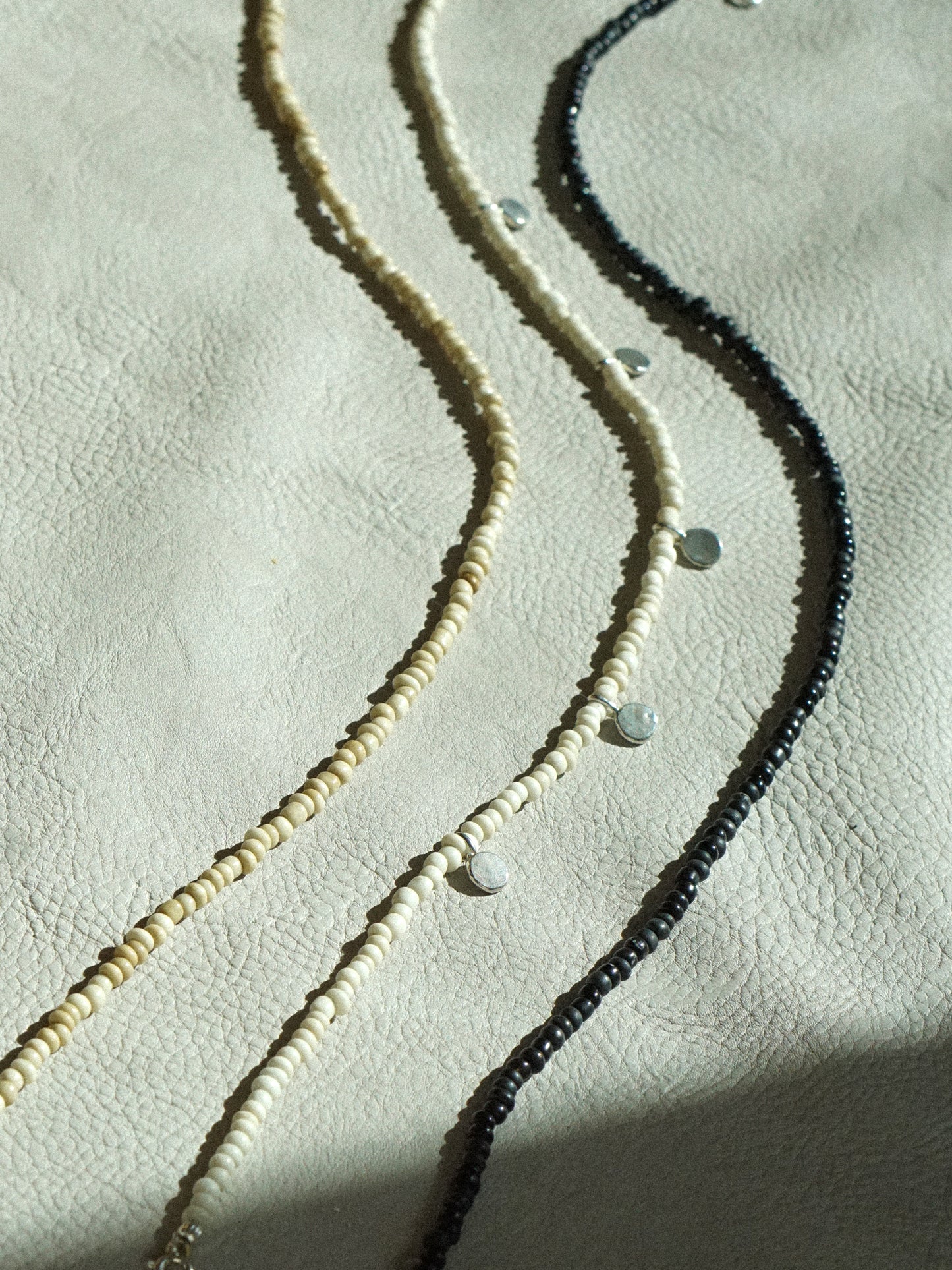 PEBBLE NECKLACE